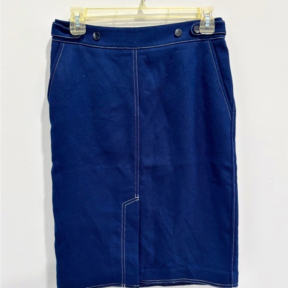 π Ann Taylor Factory Navy Blue Pencil Skirt with White Stitch Detail β Size 0π - Picture 2 of 10